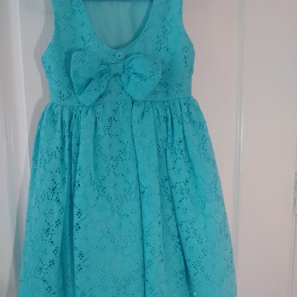 Children's Dress - Picture 5 of 6